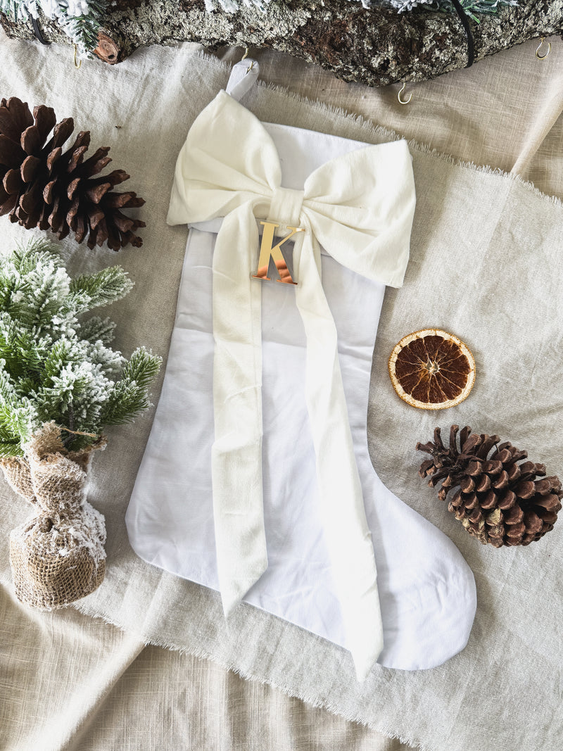 Premium linen Christmas stocking with velvet bow - white