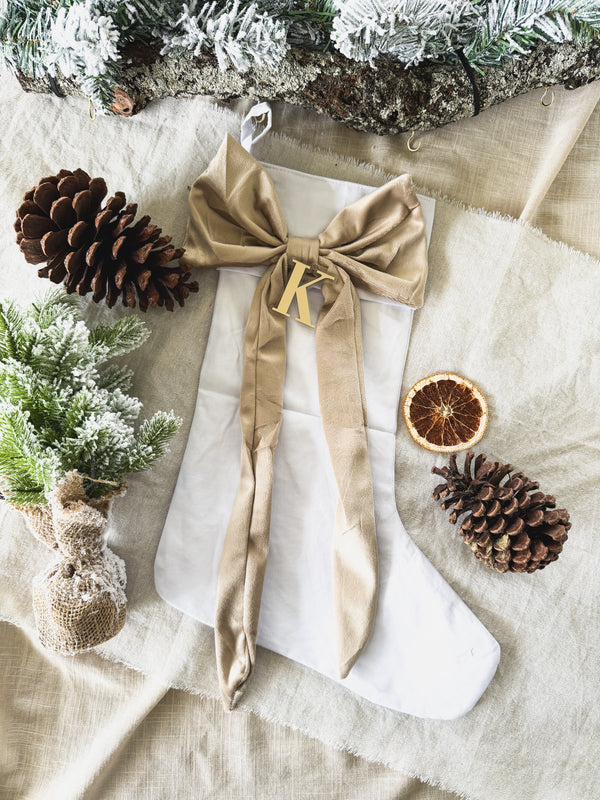 Premium linen Christmas stocking with velvet bow - nude