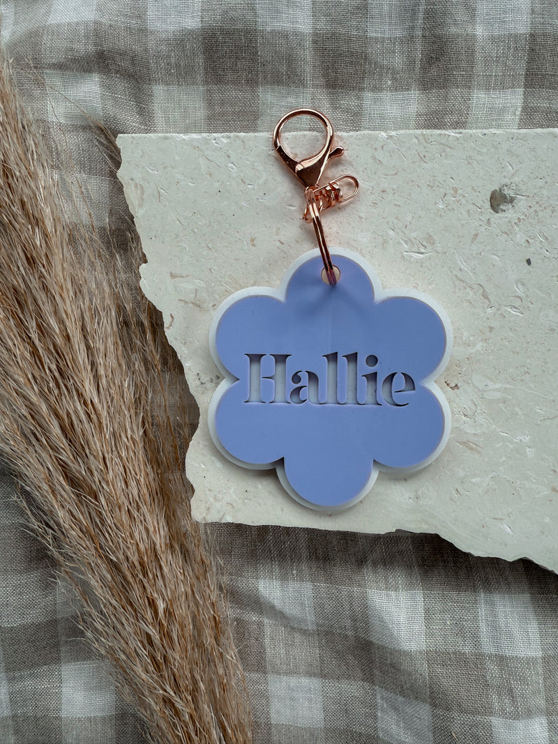 Double layered name bag tag - daisy