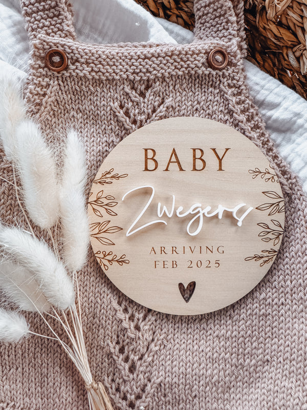 Botanical pregnancy announcement plaque