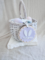 Scalloped round Easter tag