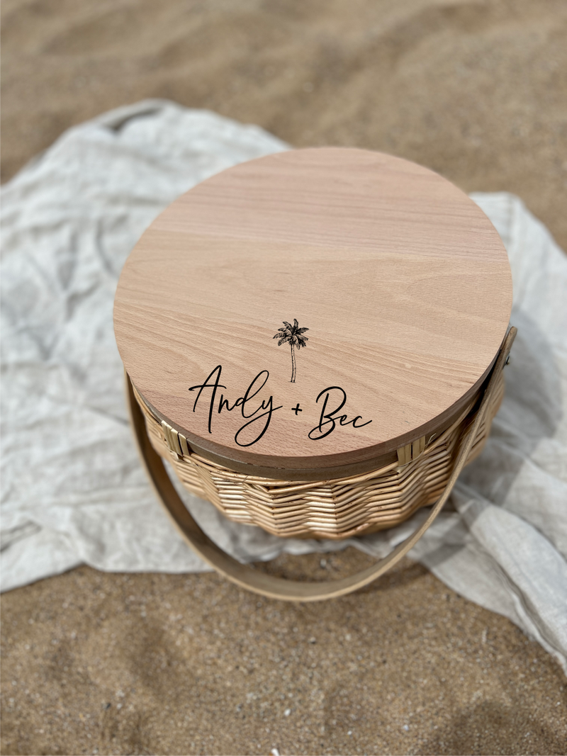 Personalised wicker Picnic Basket - your choice of 11 designs