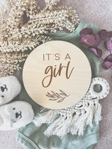Double sided “it’s a boy / it’s a girl” baby announcement plaque