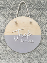 “Half dipped” timber name sign