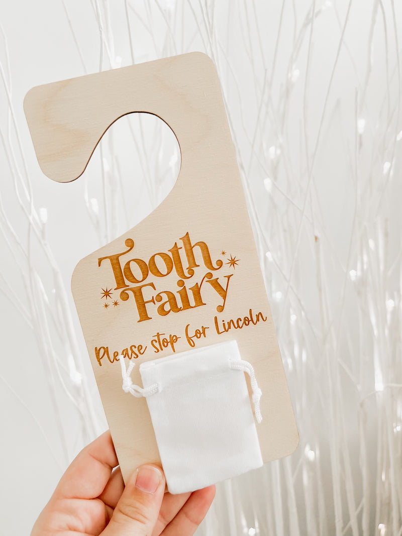 Tooth fairy door hanger with white velvet pouch - retro font