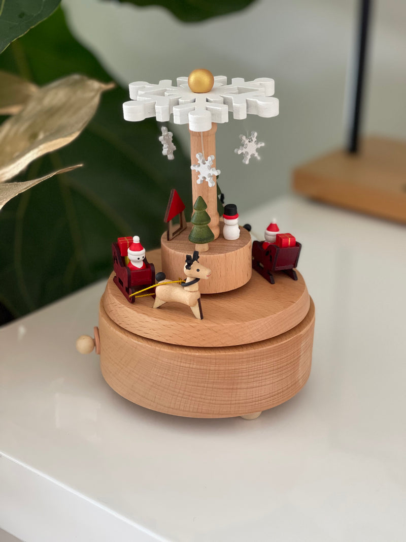 Wooden carousel - Christmas snowflake - Personalised